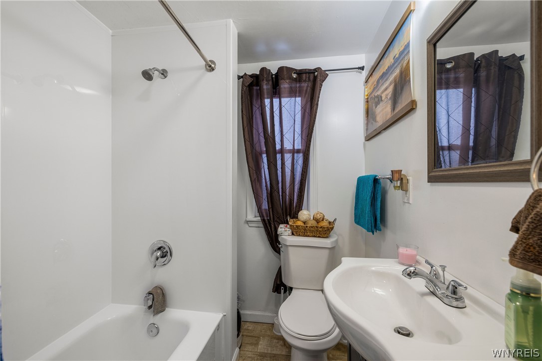 621 13th Street Niagara Falls, NY 14301 - Photo 26 of 38