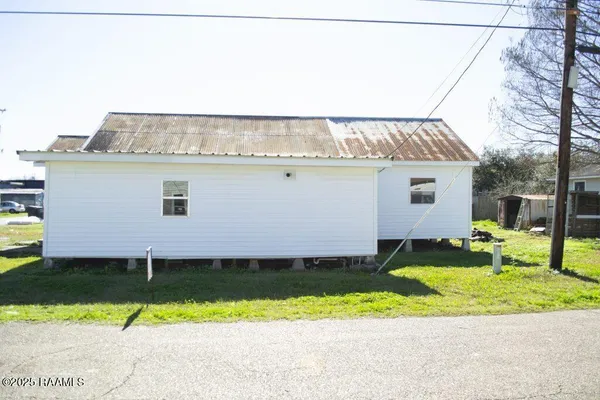 $63,000 | 109 North Suire Street, Erath, LA 70533