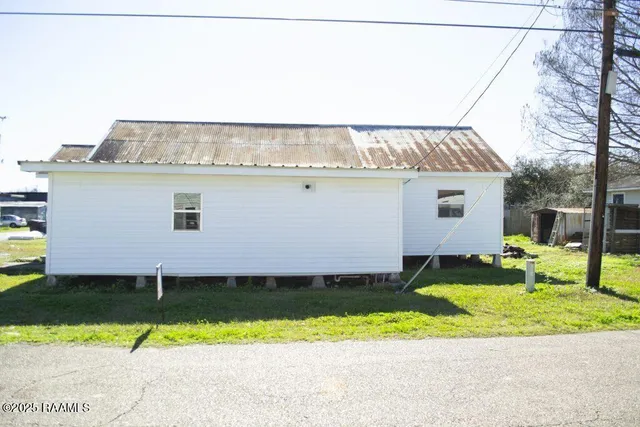 $63,000 | 109 North Suire Street, Erath, LA 70533