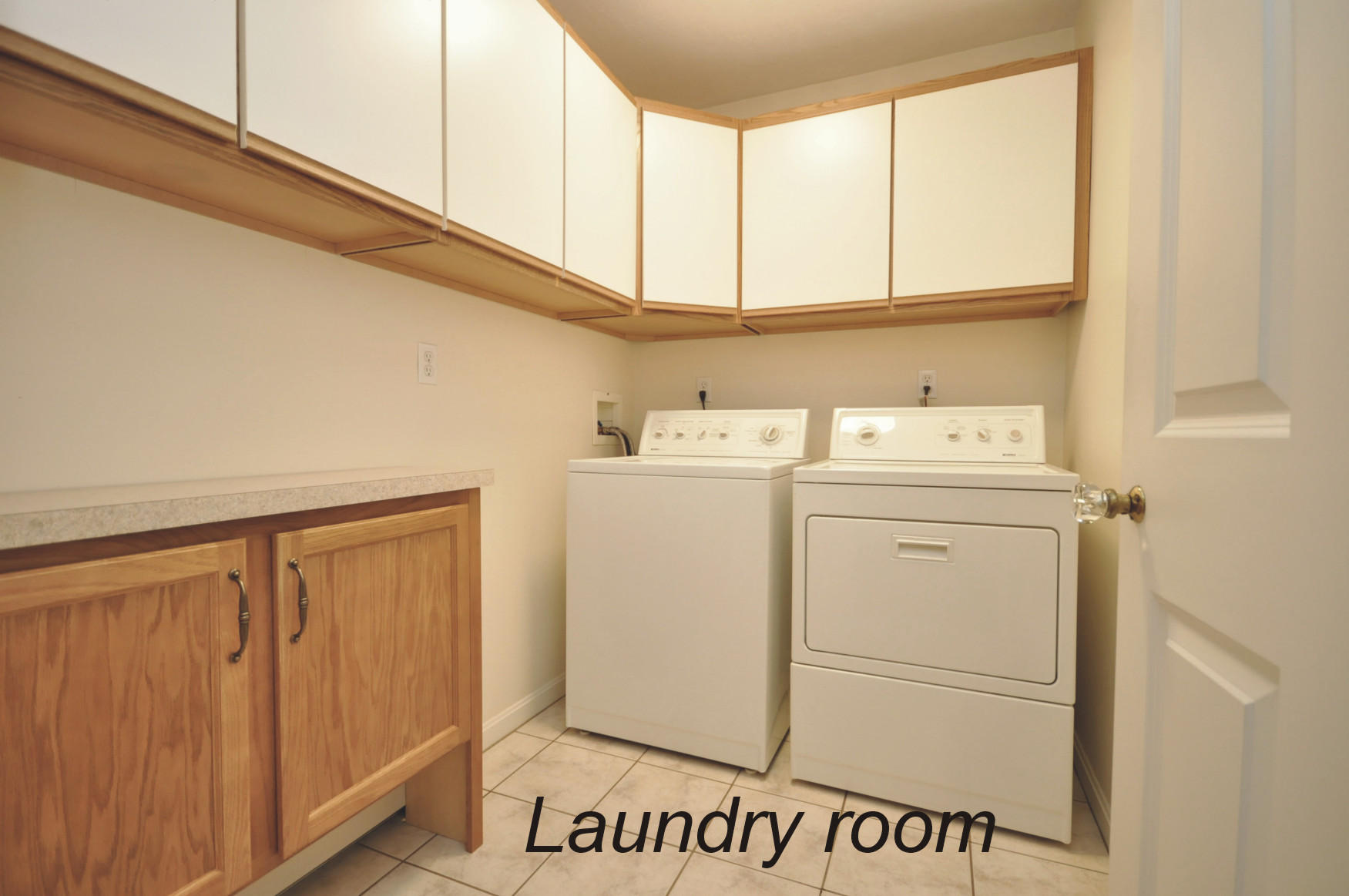 4 Oakbluff Road Sagamore Beach, MA 02562 - Photo 26 of 35 a utility room with dryer and washer