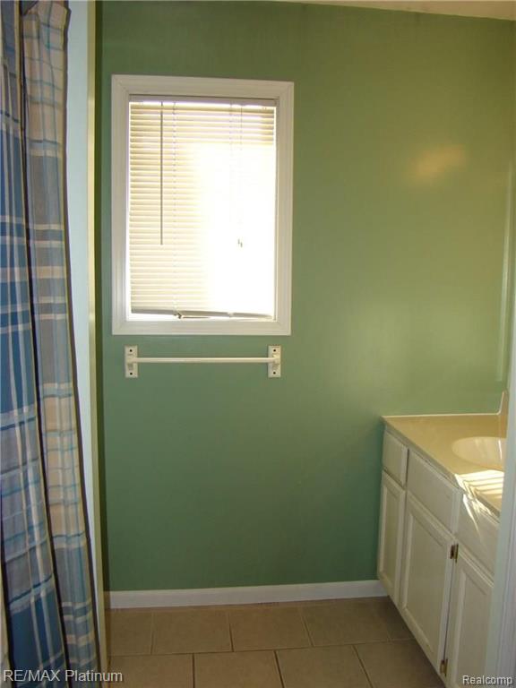 10077 West Stanley Road Flushing, MI 48433 - Photo 18 of 27