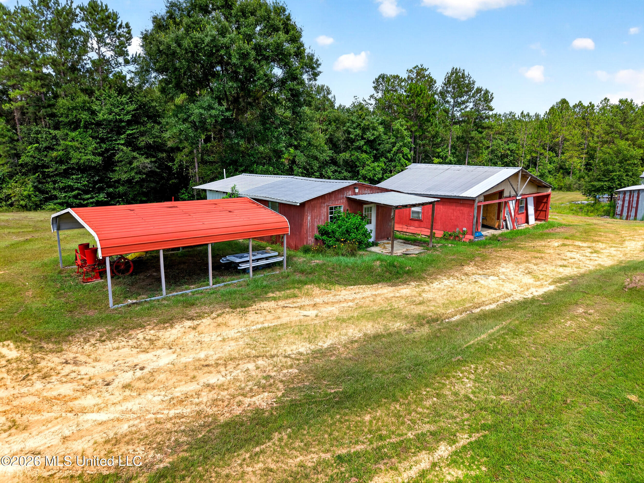 574 Slade Woodward Road Poplarville, MS 39470 - Photo 99 of 106 100_farmbuildings