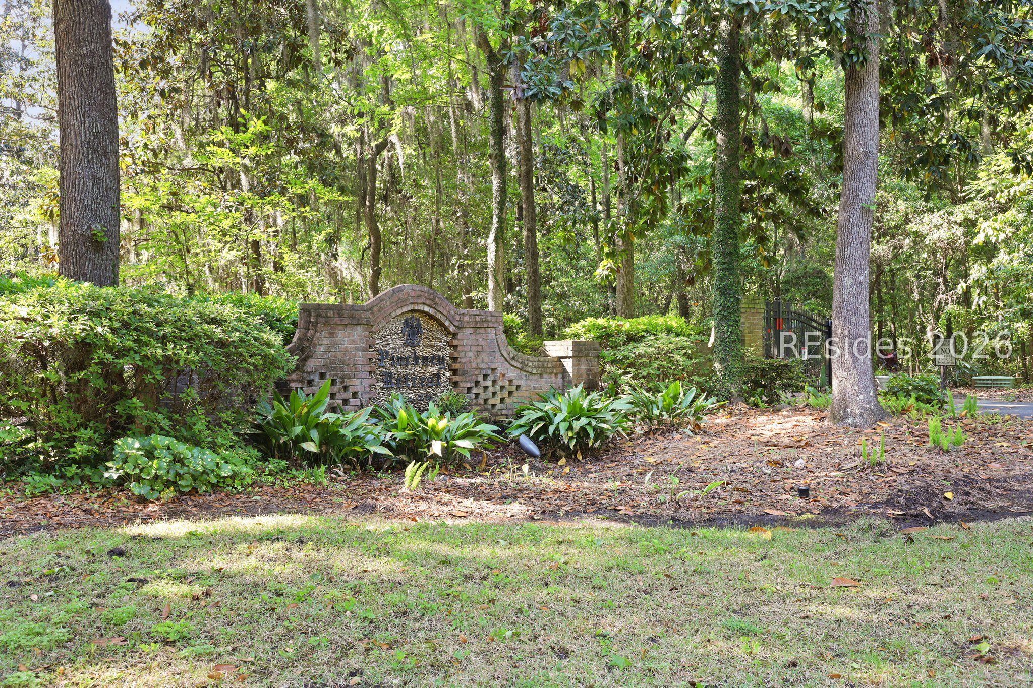 66 Pinckney Boulevard Beaufort, SC 29902 - Photo 4 of 21