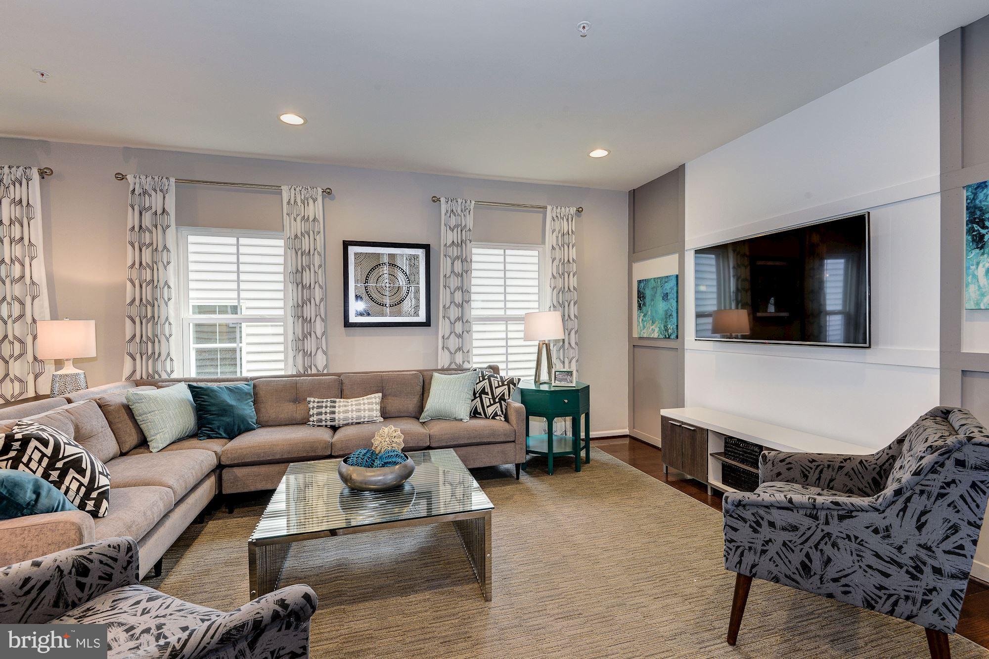 14166 Jaeger Road Clarksburg, MD 20871 - Photo 5 of 23 Gallery Image 5