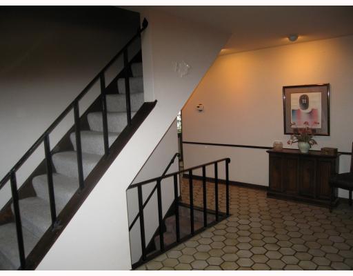 512 Harrogate Road Upper St. Clair, PA 15241 - Photo 9 of 13 Lobby/Reception.