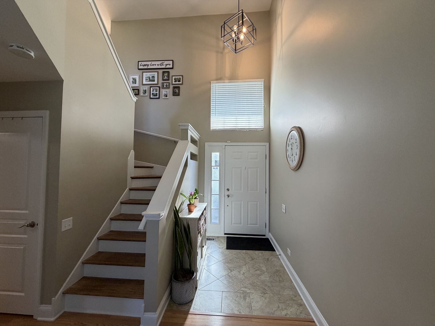 437 Spaulding Road Bartlett, IL 60103 - Photo 9 of 22 Gallery Image 9