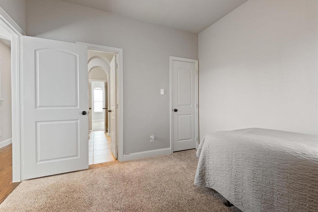 3615 Adriana Avenue Irving, TX 75038 - Photo 29 of 33 a view of empty room