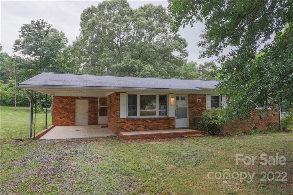 1736 Gilroy Road Iron Station, NC 28080 - Photo 1 of 14 Gallery Image 1