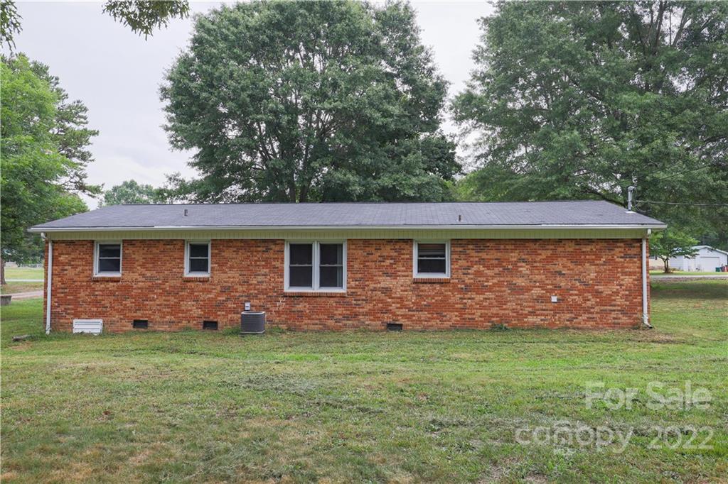 1736 Gilroy Road Iron Station, NC 28080 - Photo 12 of 14 Gallery Image 12