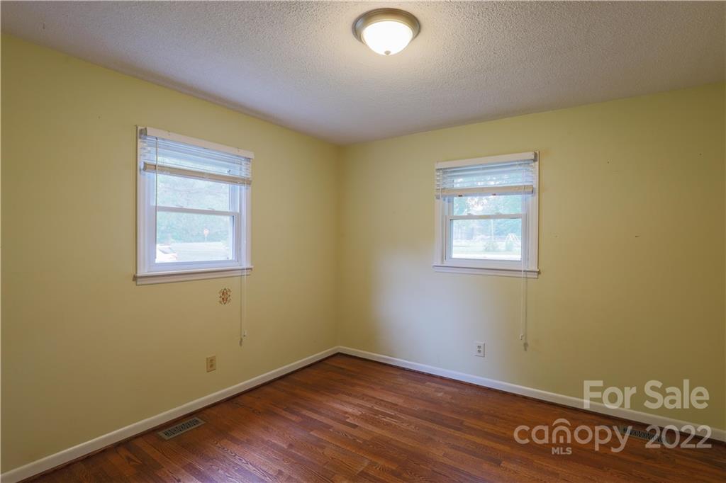 1736 Gilroy Road Iron Station, NC 28080 - Photo 10 of 14 Gallery Image 10