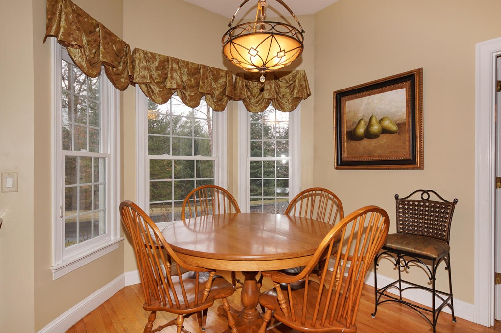 122 Fox Run Road Bolton, MA 01740 - Photo 12 of 30
