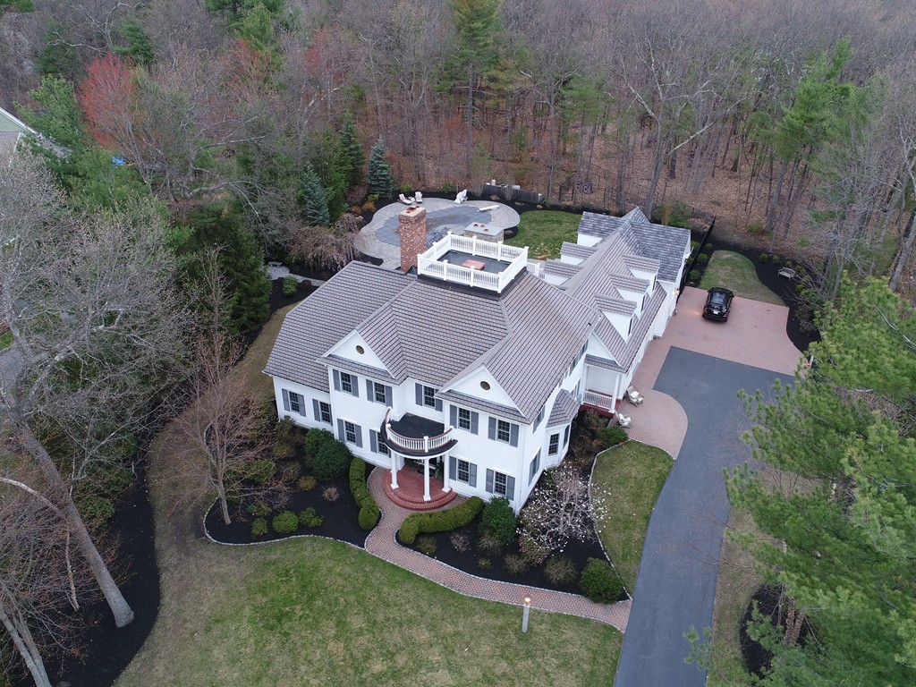 122 Fox Run Road Bolton, MA 01740 - Photo 2 of 30