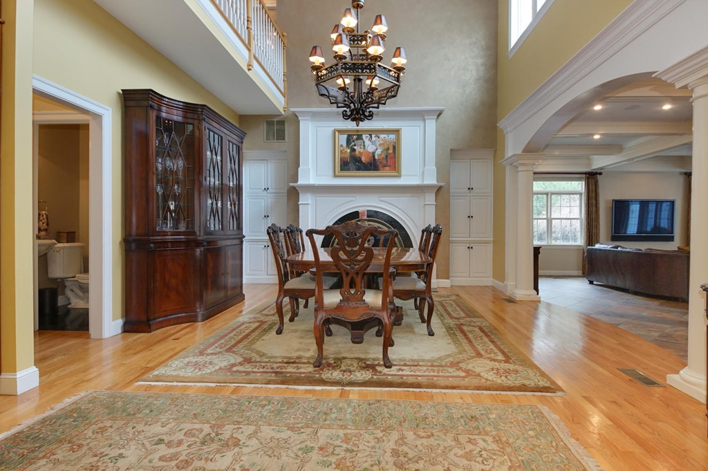 122 Fox Run Road Bolton, MA 01740 - Photo 3 of 30