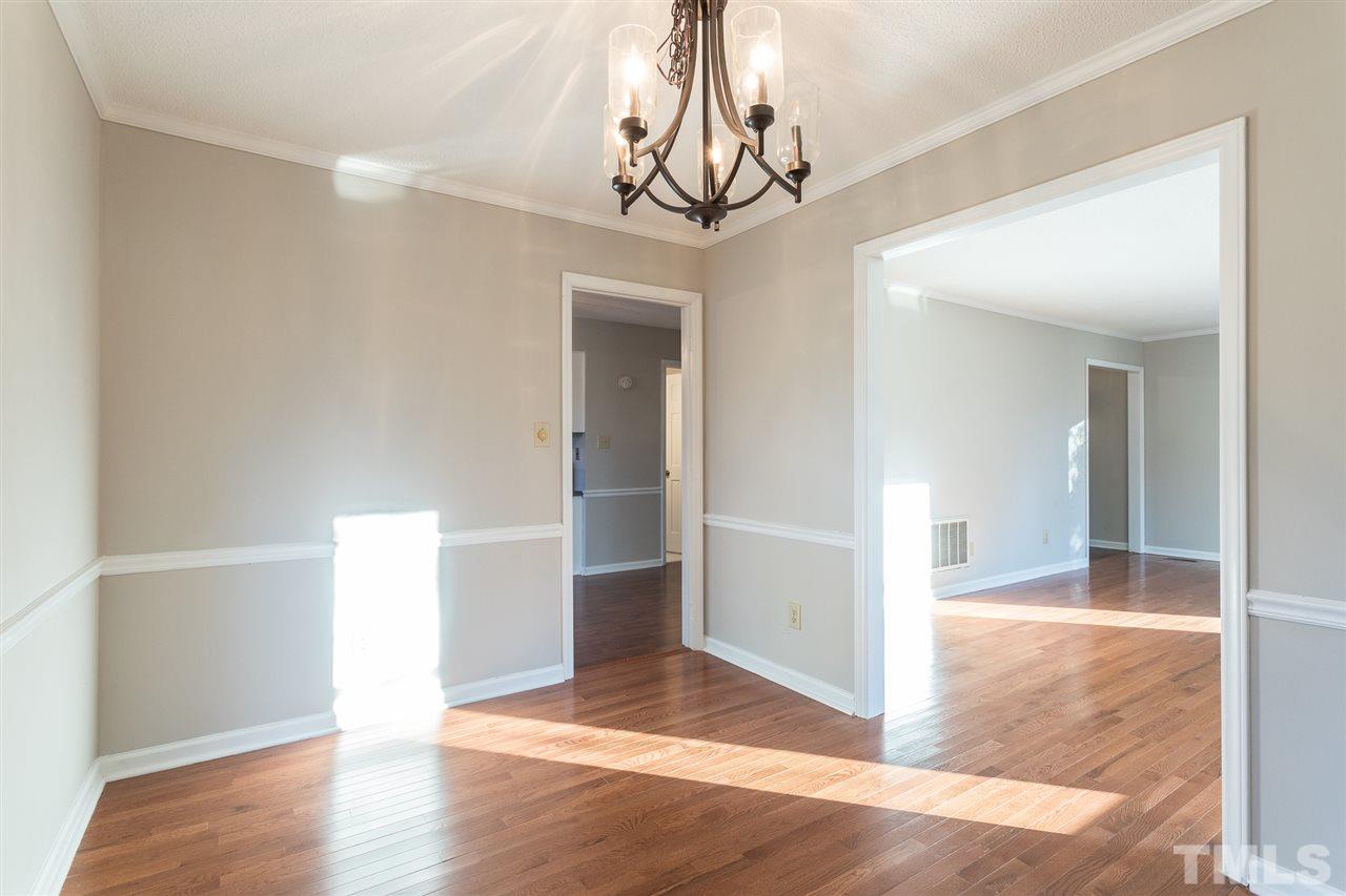 5201 Badham Place Raleigh, NC 27609 - Photo 8 of 30