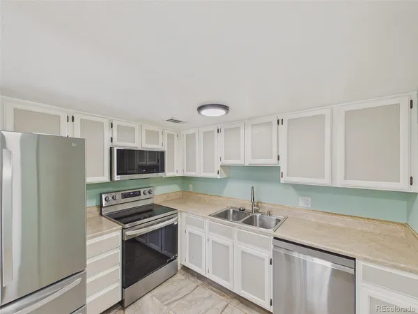 $2,400 | 12610 Elm Street, Thornton, CO 80241