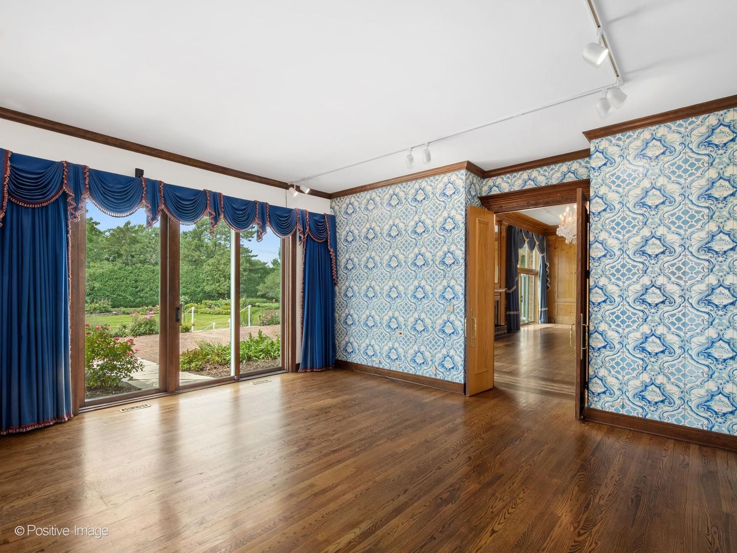 25W471 Plamondon Road Wheaton, IL 60189 - Photo 20 of 85 Gallery Image 20