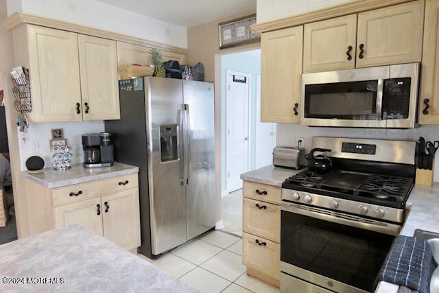 2127 Pineview Road Forked River, NJ 08731 - Photo 5 of 38 43382288_Unknown