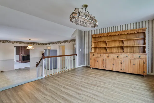 $3,100 | 334 South River Road, Bedford, NH 03110