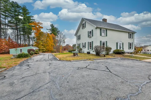 $3,100 | 334 South River Road, Bedford, NH 03110