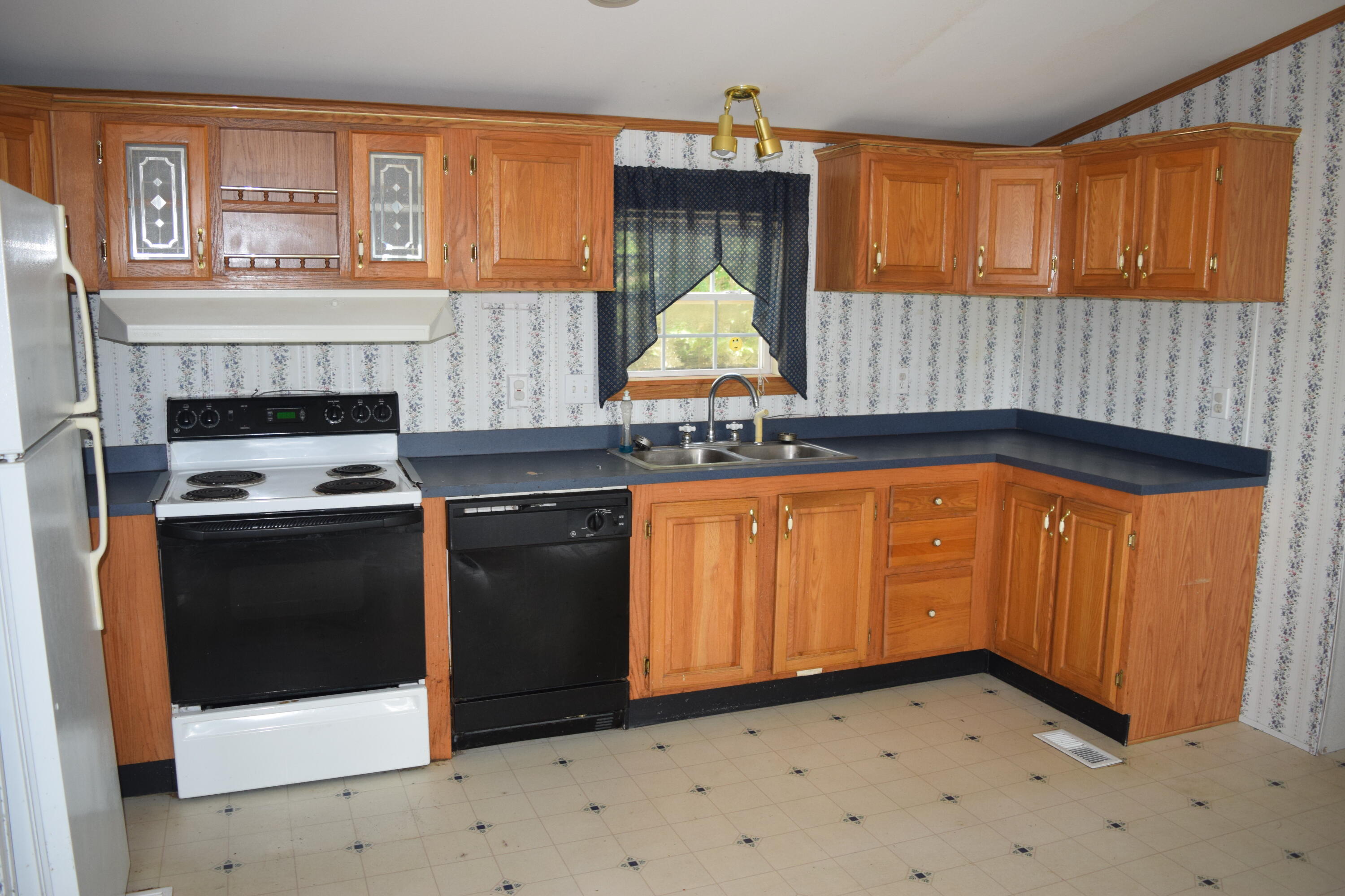 1624 Mariaville Road Mariaville, ME 04605 - Photo 2 of 19 DSC_0135