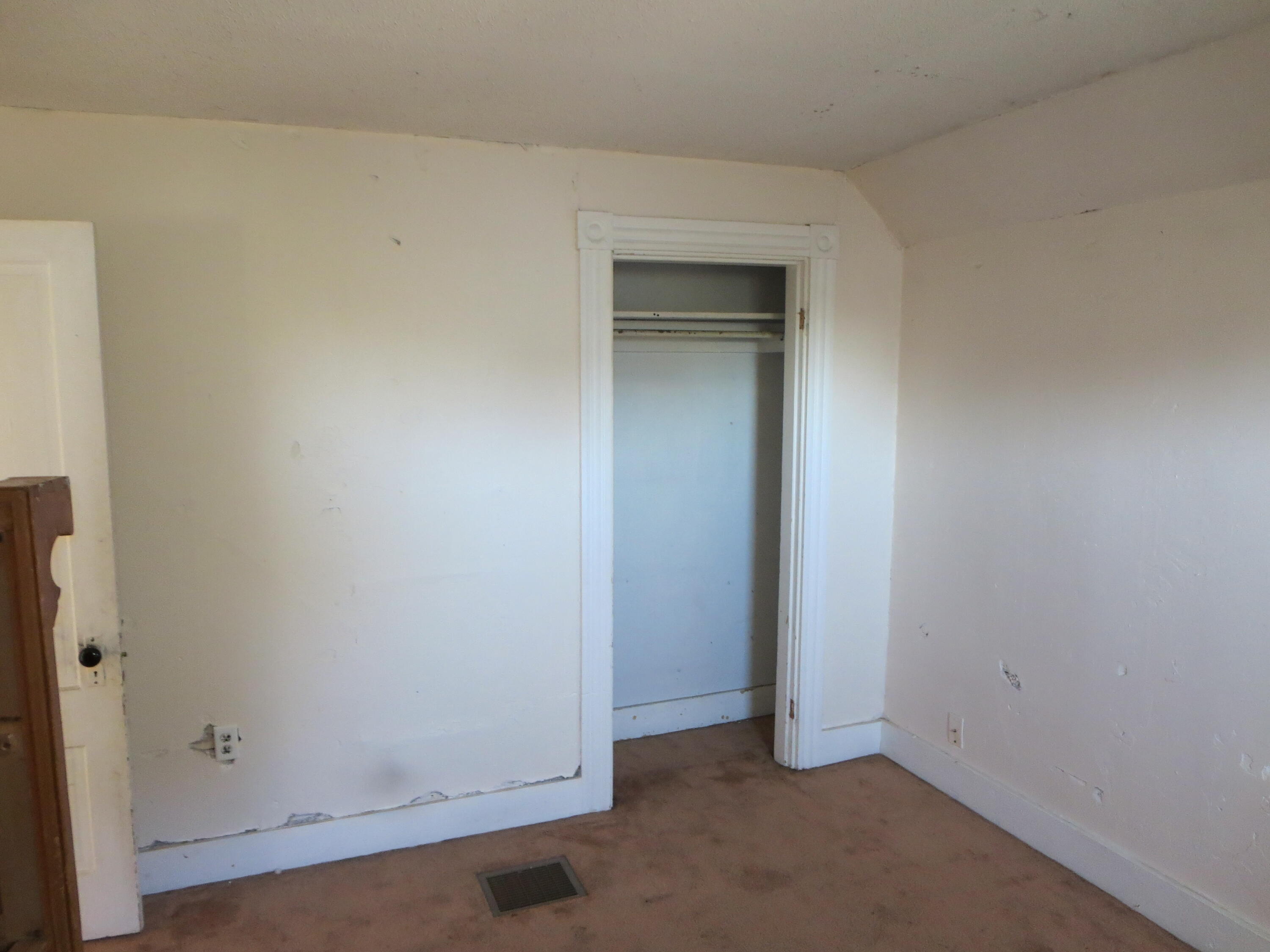 43 2nd Street Milo, ME 04463 - Photo 20 of 24 IMG_1166