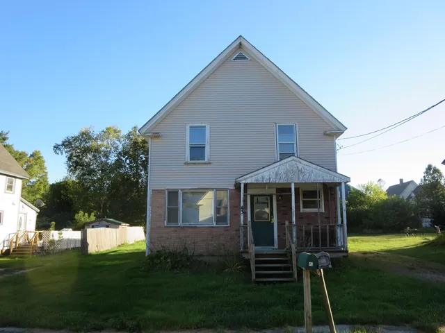 $54,900 | 43 2nd Street, Milo, ME 04463