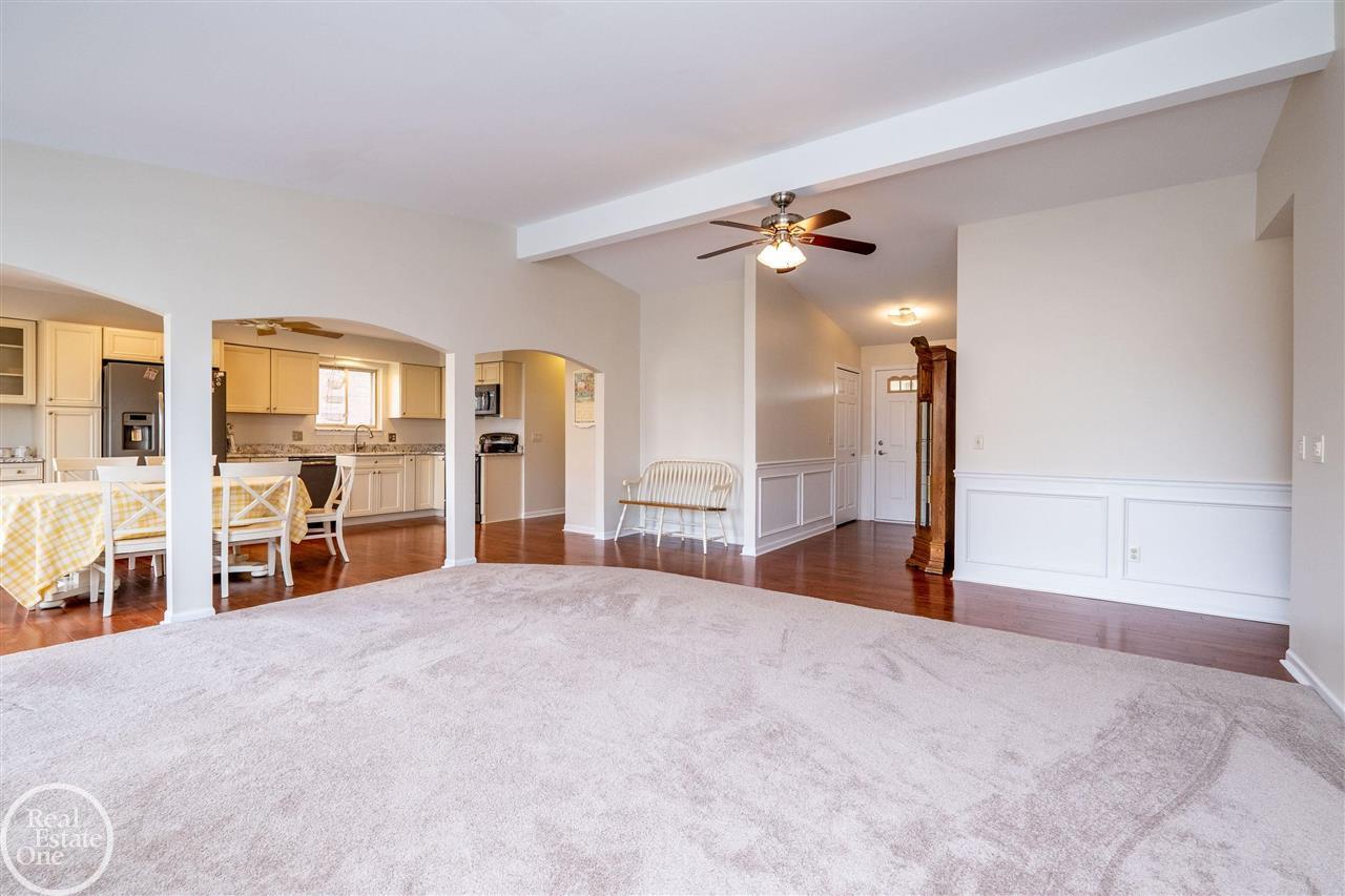 48204 Tilch Road Macomb, MI 48044 - Photo 9 of 45