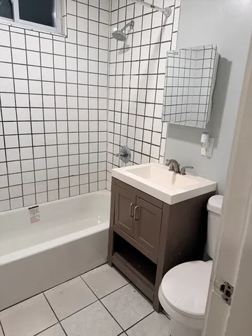 $2,400 | 87 Hilldale Avenue, Unit 1, Haverhill, MA 01832