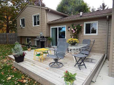1449 West Thompson Road Fenton, MI 48430 - Photo 24 of 27 20450934-23.JPG