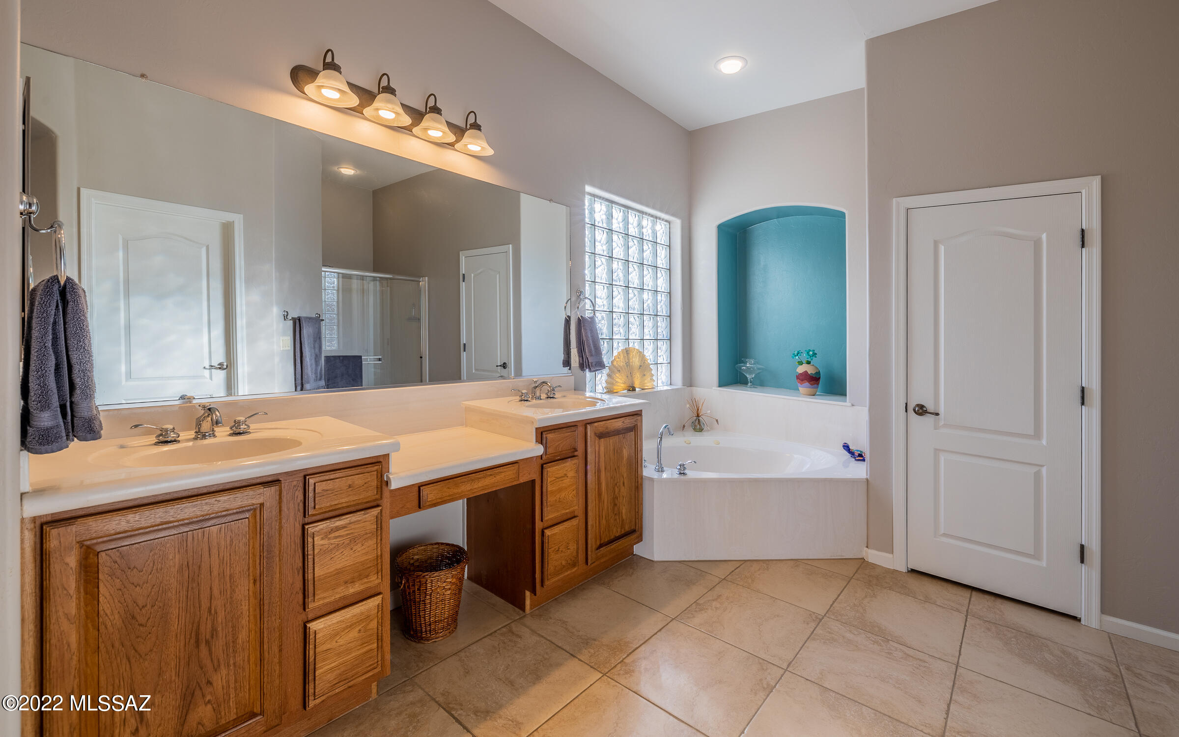 12658 North Yellow Bird Road Tucson, AZ 85755 - Photo 16 of 44