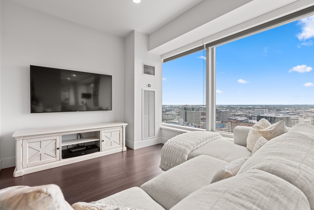 110 Stuart Street, Unit 26J Boston, MA 02116 - Photo 11 of 38