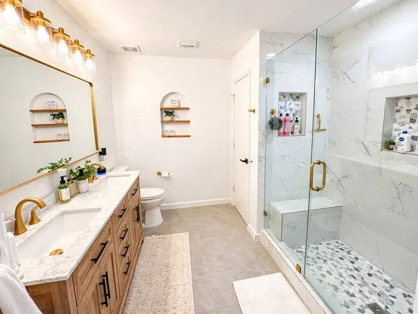 $2,600 | 3706 Norwood Glen Lane, Friendswood, TX 77546