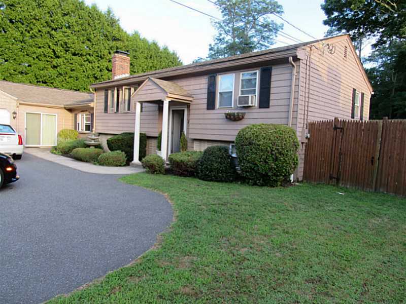 34 Patterson Avenue Warren, RI 02885 - Photo 1 of 20 Exterior Front.