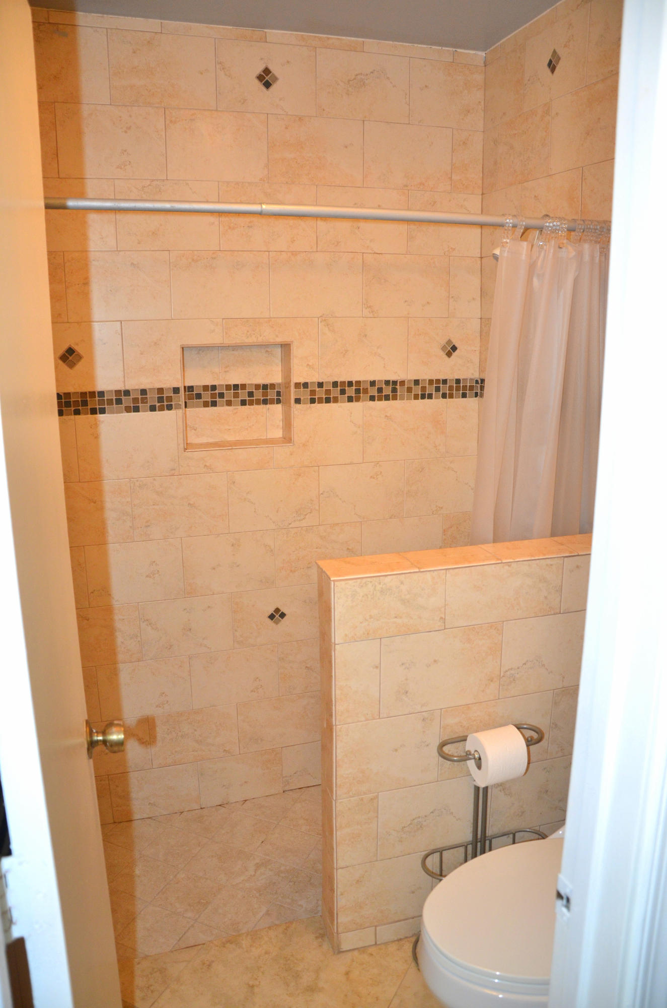 9224 Edgemont Lane Boca Raton, FL 33434 - Photo 13 of 24 Master Bath