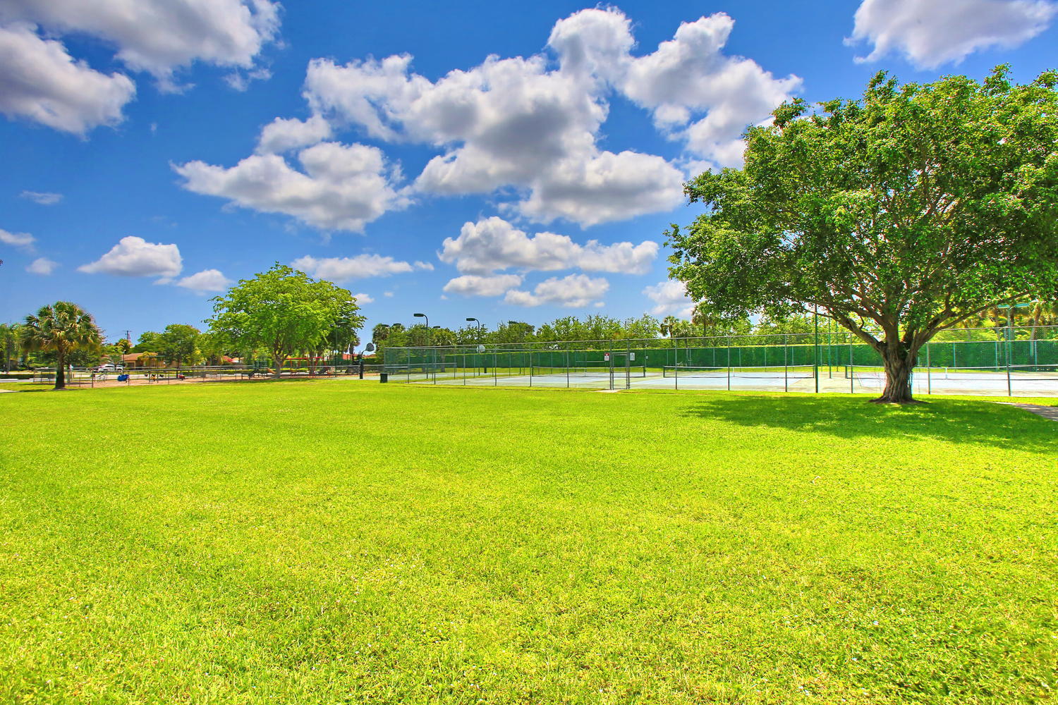 9224 Edgemont Lane Boca Raton, FL 33434 - Photo 21 of 24 tennis