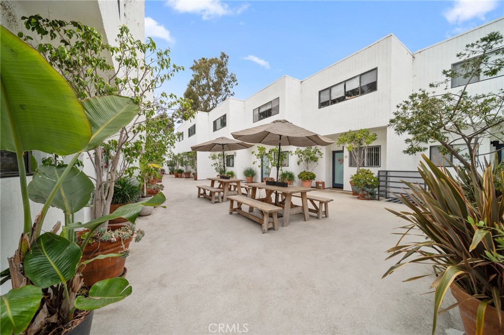 2500 Abbot Kinney Boulevard, Unit 9 Venice, CA 90291 - Photo 27 of 32