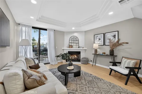 $5,500 | 2500 Abbot Kinney Boulevard, Unit 9, Venice, CA 90291