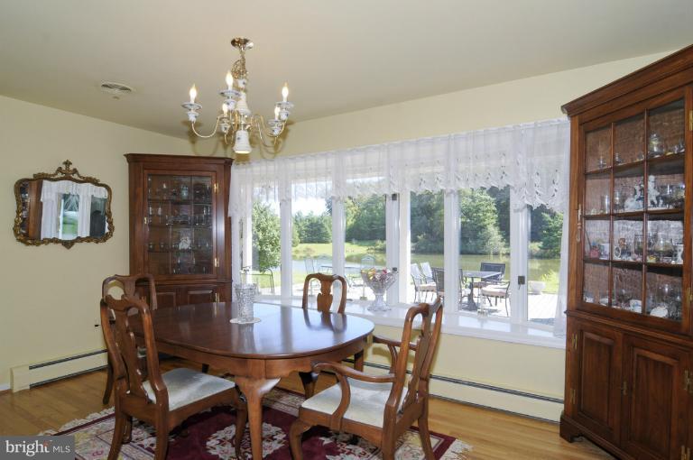 3164 Flickinger Road Westminster, MD 21158 - Photo 8 of 30 Dining Room