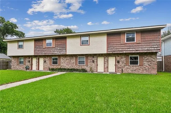 $1,300 | 69 Crislaur Avenue, Unit A, New Orleans, LA 70123