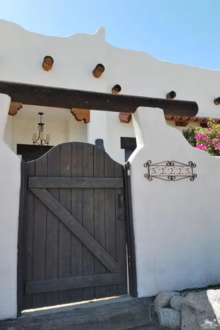 a picture of flowers