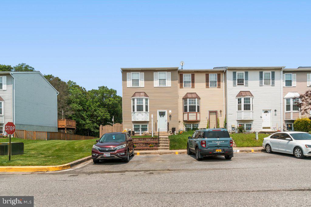 410 Kosoak Road Baltimore, MD 21220 - Photo 3 of 33