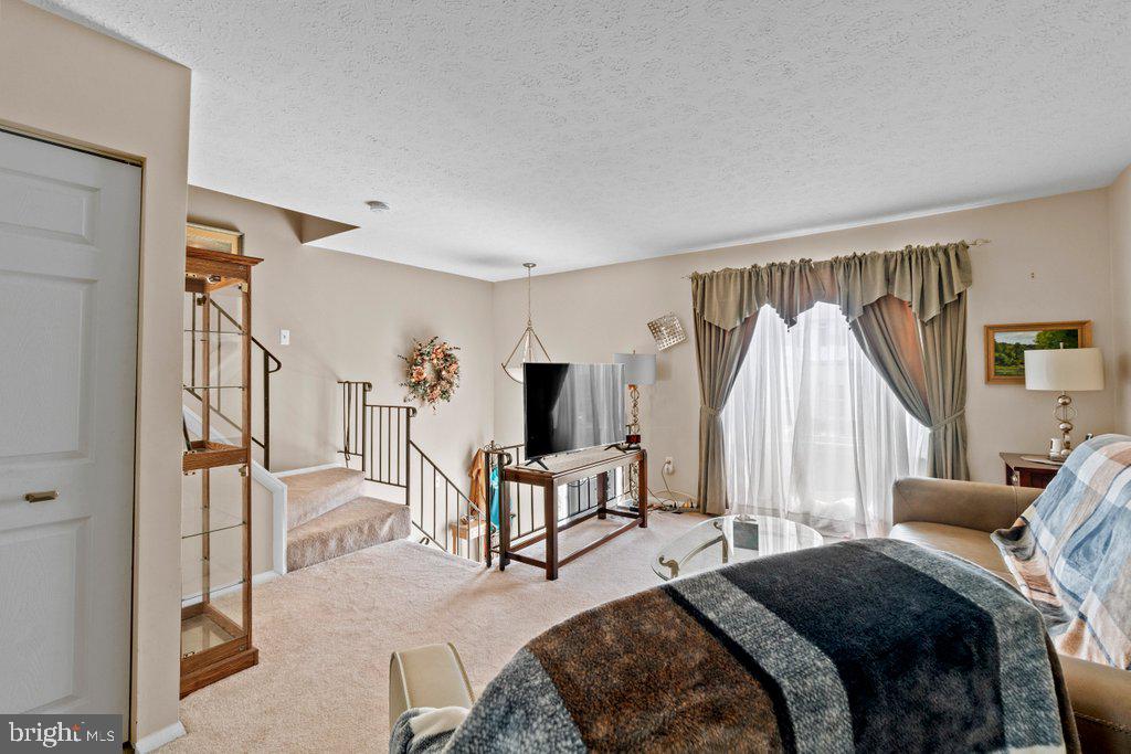 410 Kosoak Road Baltimore, MD 21220 - Photo 6 of 33
