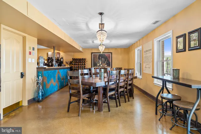 $1,700,000 | 9831 Fox Road, Frederick, MD 21702