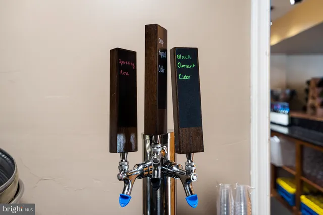 $1,700,000 | 9831 Fox Road, Frederick, MD 21702