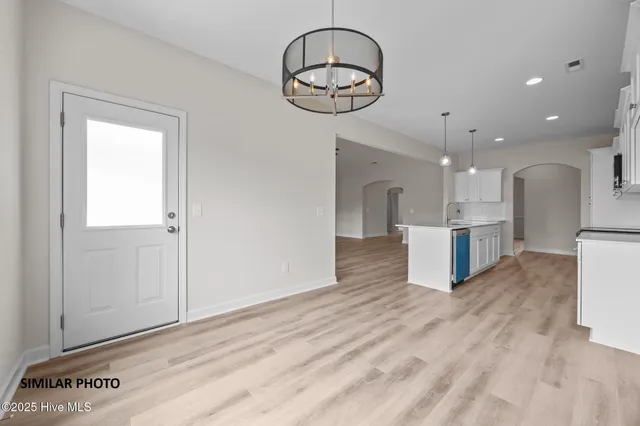 $455,900 | 1109 Lunenburg Place, Richlands, NC 28574