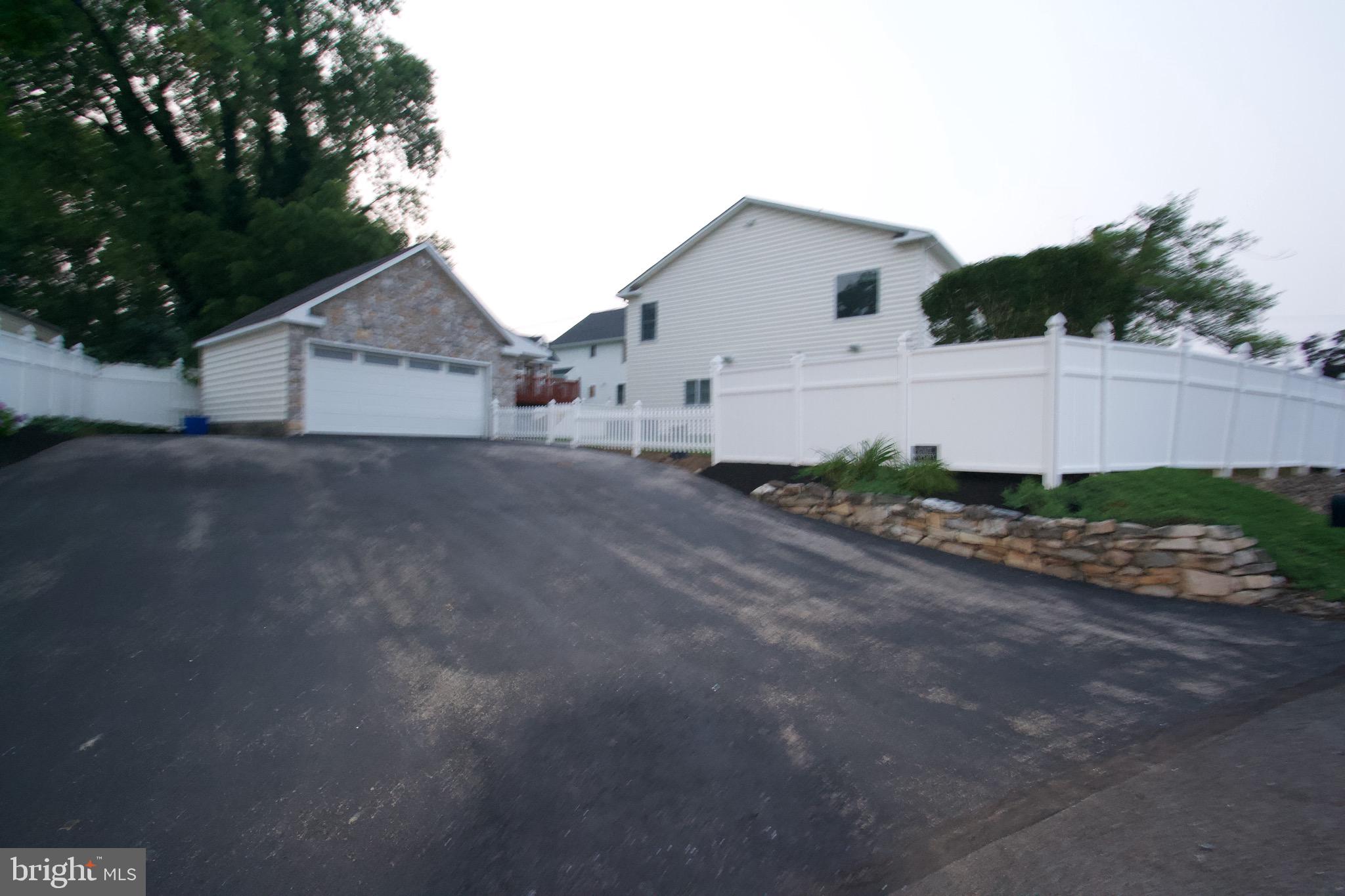811 Egypt Road Phoenixville, PA 19460 - Photo 15 of 60 Exterior Rear/Detached Garage