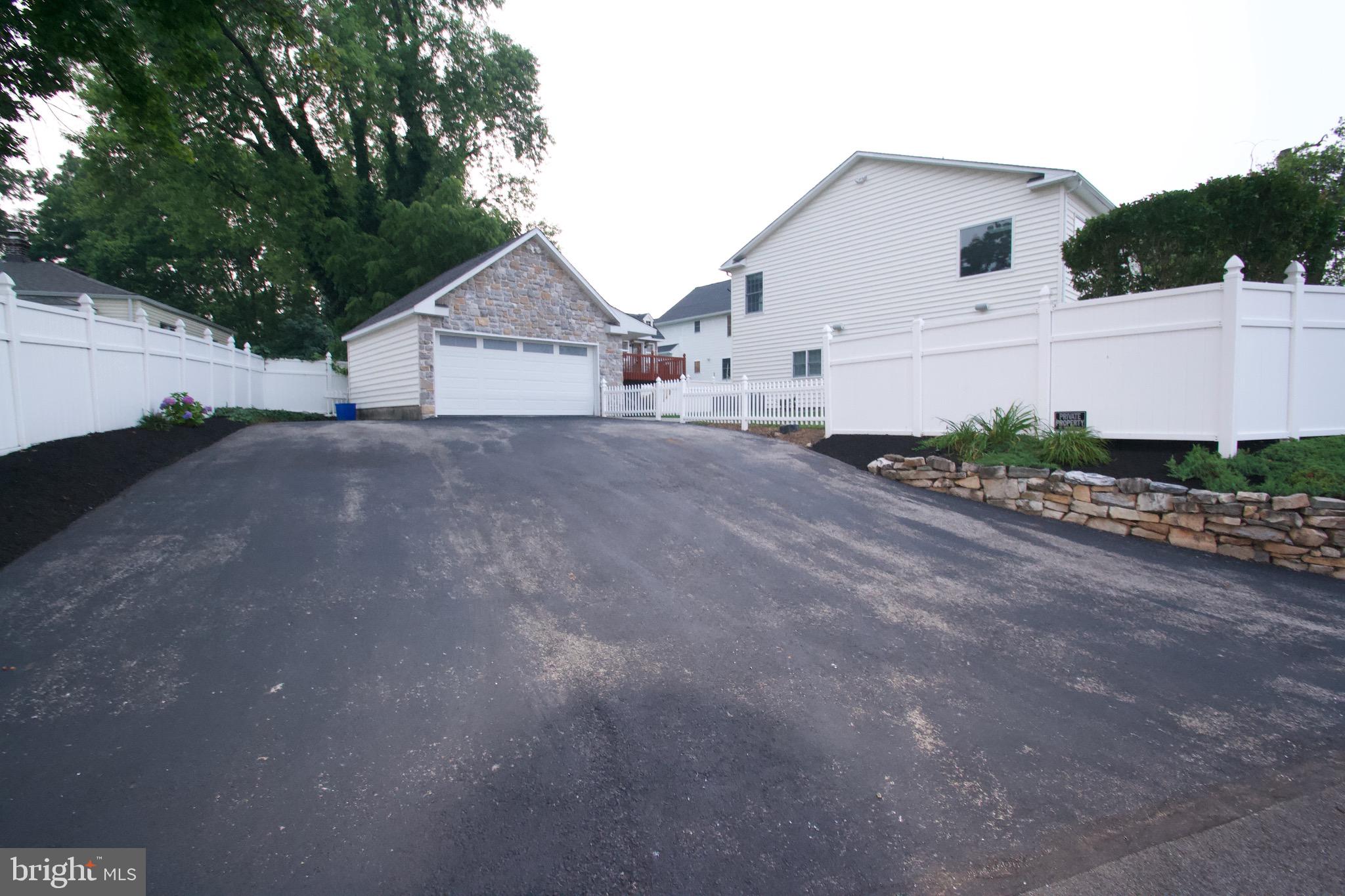 811 Egypt Road Phoenixville, PA 19460 - Photo 16 of 60 Exterior Rear/Detached Garage