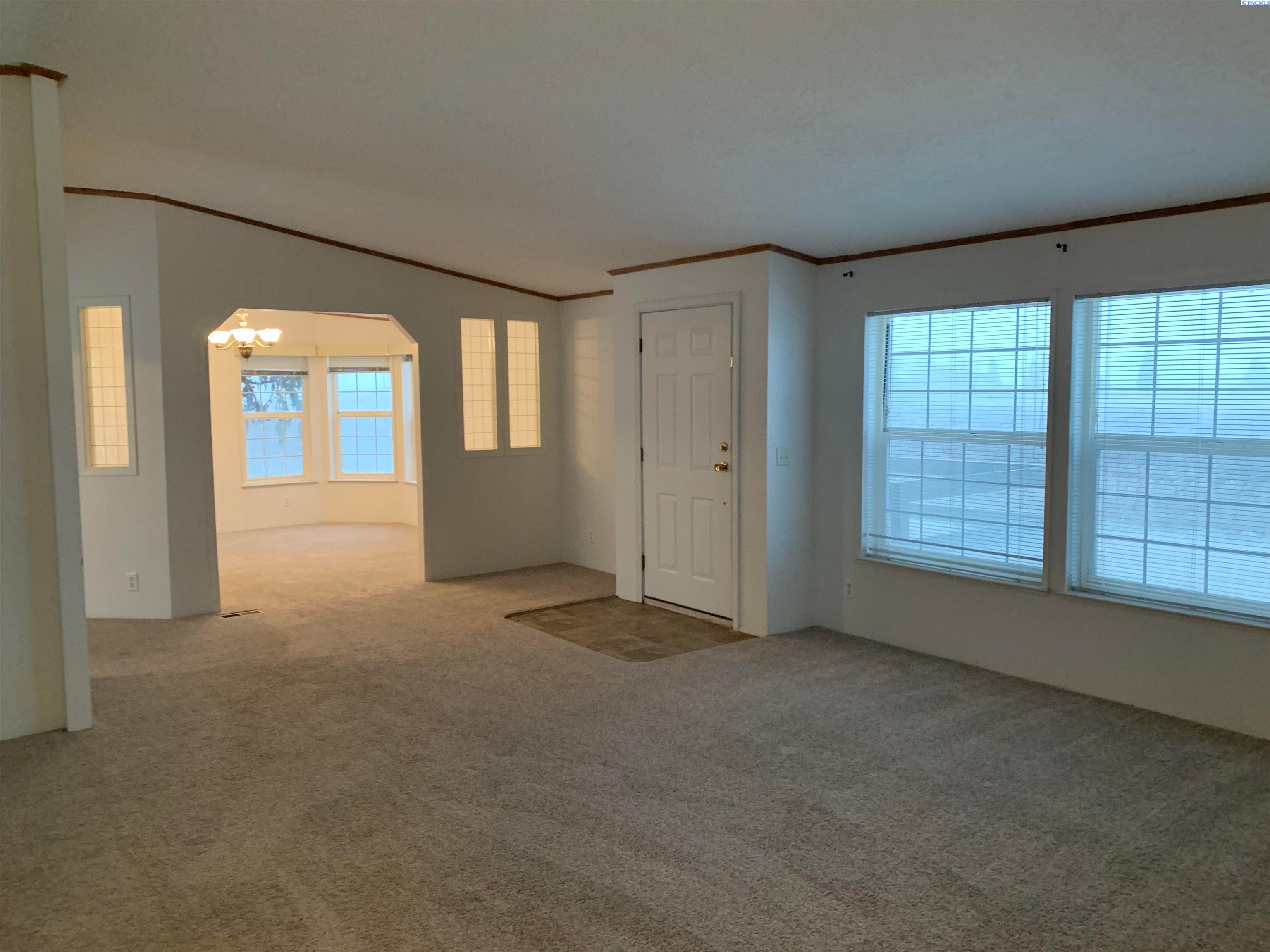 12807 Hicks Road Grandview, WA 98930 - Photo 20 of 45 Gallery Image 20