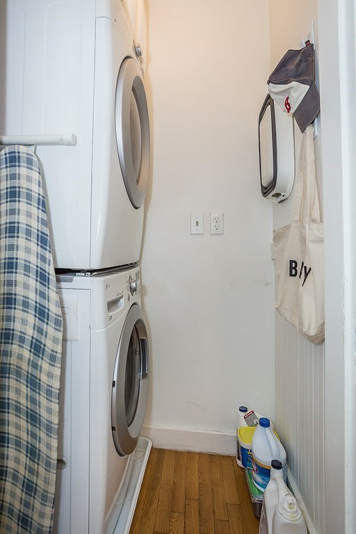 80 Edgecliff Road, Unit 1 Watertown, MA 02472 - Photo 14 of 26 Gallery Image 14