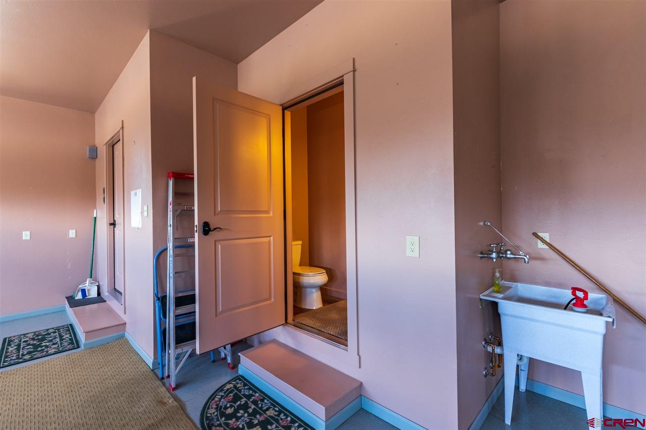2931 Outlook Road Montrose, CO 81401 - Photo 28 of 34 Gallery Image 28